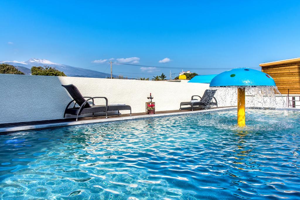 Tisland Resort Taeryun-dong Eksteriør billede